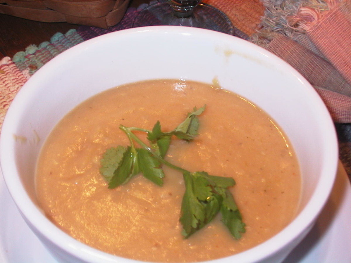 25-clove Garlic Soup