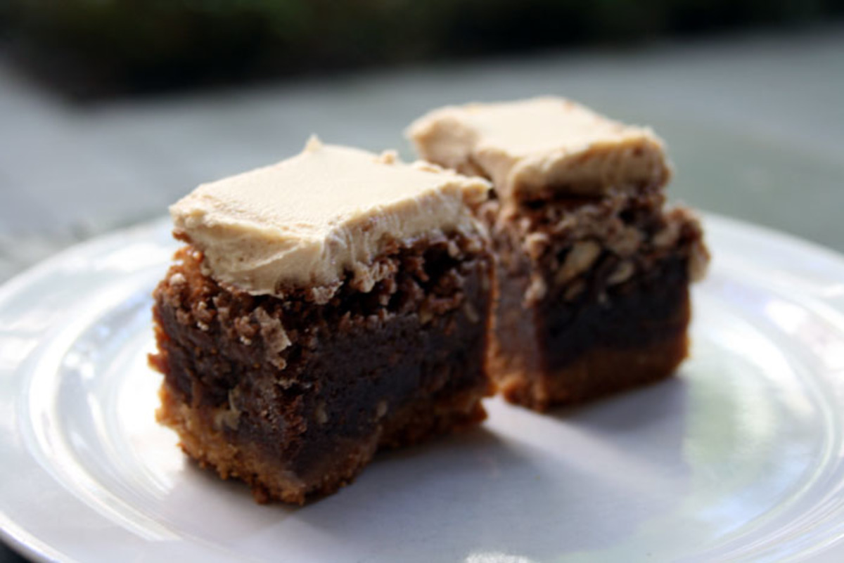 3 Layer Chocolate Peanut Butter Bars