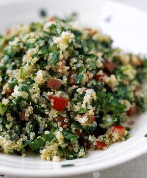 Vegetarian Quinoa Tabbouleh Salad (Gluten-free, Vegan) re...