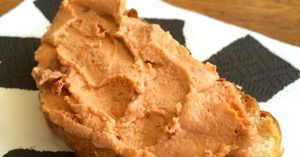 Vegetarian Sun-Dried Tomato, Feta, and Walnut Spread